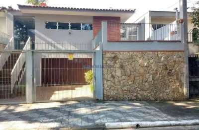 Casa térrea isolada próxima ao metrô alto do ipiranga ,4 quartos (2 suíte) , 5 banheiros e 4 vagas