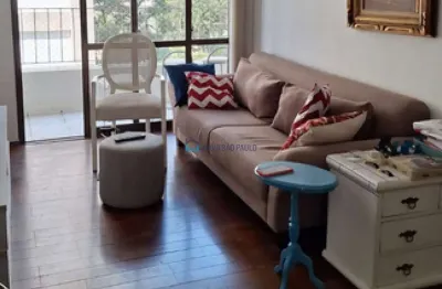 Apartamento com 2 dormitórios, 1 vaga e varanda com valor com bom custo-benefício em moema