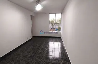 Apartamento 2 dormitórios e 1 vaga livre, 2km metrô são judas