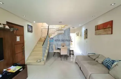 Sobrado à venda chácara monte alegre zona sul 3 quartos, suíte externa, quintal e 2 vagas garagem.