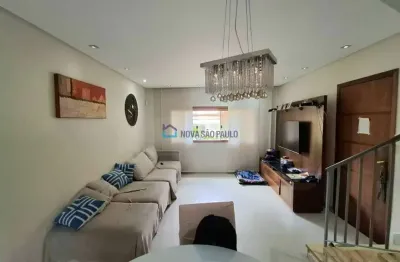 Sobrado à venda na chácara monte alegre 3 quartos, suíte externa, quintal e 2 vagas de garagem.