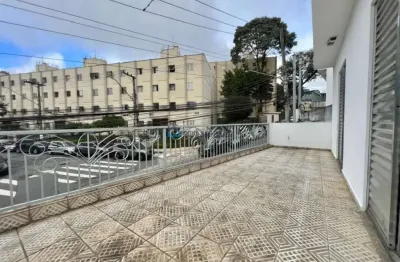 Sobrado espaçoso e bem localizado próximo ao metrô conceição