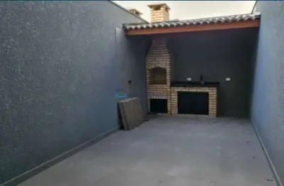 Sobradona vila marari com suíte, quintal e acabamento de alto padrão