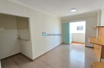 Apartamento de 50mts de 1 dormitório e 1 vaga livre no metrô saúde.