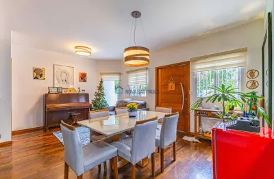 Sobrado novo em condomínio fechado com 3 dormitórios, 2 vagas , terraço e churrasqueira