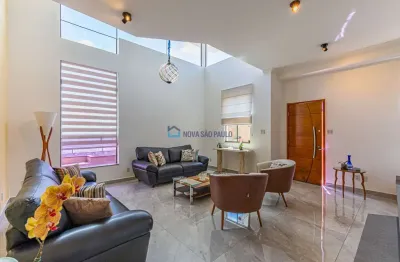 Sobrado com 3 dormitórios  e 4 vagas de garagem próximo do metro jabaquara