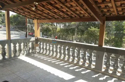 Imóvel com duas residências na vila guarani ideal para moradia e renda extra