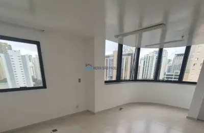 Casa comercial com 2 salas à venda na Avenida Iraí, --, Moema, São Paulo