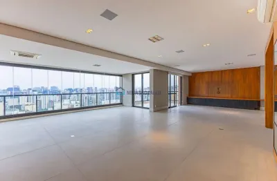 Cobertura duplex em moema com 4 suítes, 4  vagas,  próximo ao parque do ibirapuera.