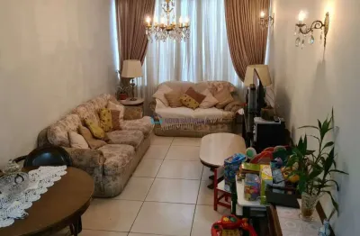 Sobrado 200 m² com 03 dormitórios, 1 suíte 2 vagas e edicula com churrasqueira em moema!