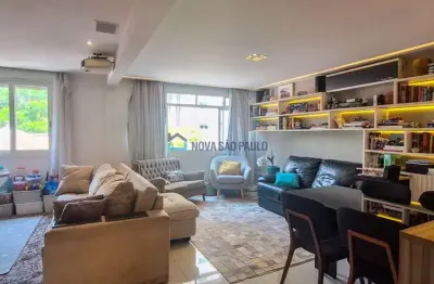 Apartamento modernizado com 2 dorms e 1 suíte próximo ao metrô moema