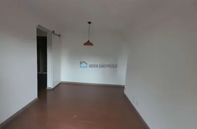 Apartamento zoológico, próximo delegacia, escolas, supermercados, terminal de ônibus.