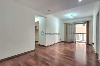 Amplo apartamento com 3 dormitórios e 2 vagas nas imediações do metrô são judas em rua tranquila!