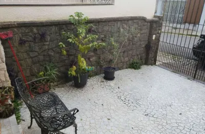 Casa à venda em mirandópolis  com 2 quartos, 1 vaga de garagem.