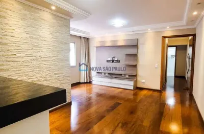 Apartamento reformado de 77 m² com 2 dormitórios, 1 vaga próximo ao mêtro