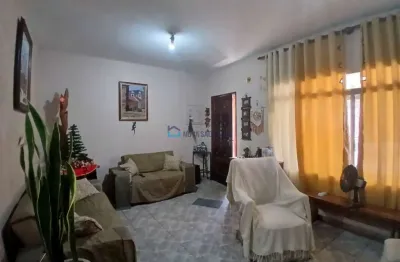 Sobrado e casa no mesmo terreno com 163m² de terreno e 270m2 de construção á venda!