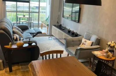 Apartamento à venda na Vila Guarani com 2 quartos e 1 vaga de garagem.