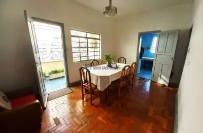 Casa Térrea à Venda na Saúde 0 3 quartos, 3 vagas mais 5 casas alugadas