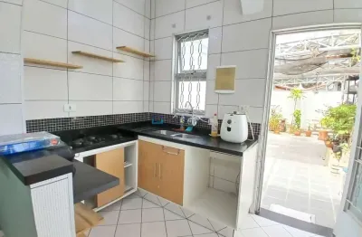 Casa com 5 quartos à venda na Rua Jurupeba, --, Vila Guarani, São Paulo