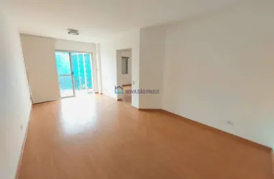 Apartamento a venda co 2 dormitórios e 2 banheiros com sacada