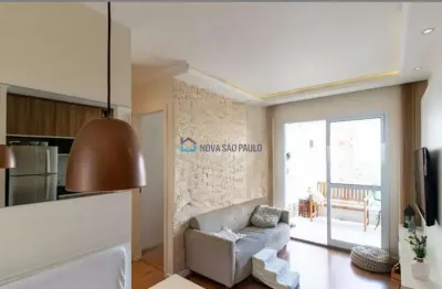 Apartamento Mobiliado à Venda na Saúde ? 2 Dormitórios ? Próximo ao Metrô São Judas e Conceição ? Zo