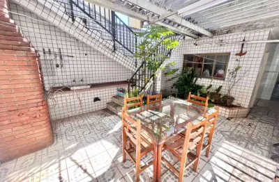 Sobrado 310m2,  3 dormitórios  à venda av. cursino - sobreloja - com salão para renda ou 4 vagas