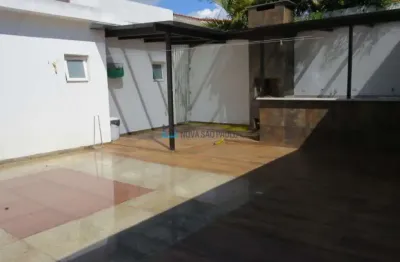 Planalto paulista 10 x 44, casa térrea 3 suítes e 6 vagas, bom espaço gourmet