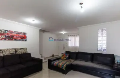 Amplo sobrado disponível para venda no bairro do ipiranga!