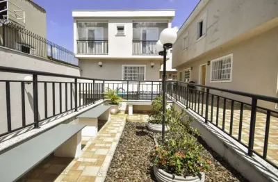 Sobrado Seminovo em condomínio,3 Quartos, Suíte, 3 Wc, 2 Vagas +Deposito ! Prox Metrô Sacomã