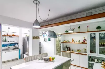 Casa com 3 quartos à venda na Rua Cristóvão Pereira, --, Campo Belo, São Paulo