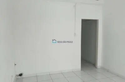 Casa comercial com 7 salas à venda na Rua Gravi, --, Saúde, São Paulo