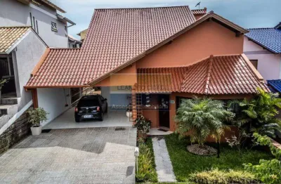 Casa de condomínio 3 dormitórios à venda no bairro cantegril com 257 m² de área privativa - 2 vagas de garagem