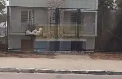 Prédio à venda no bairro centro com 205 m² de área privativa