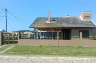 Casa 3 dormitórios à venda no bairro zona nova com 138 m² de área privativa - 8 vagas de garagem