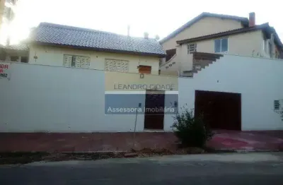 Casa 3 dormitórios à venda no bairro petrópolis com 110 m² de área privativa