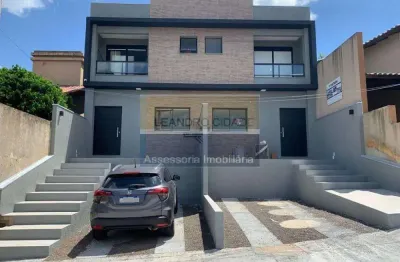 Casa 2 dormitórios à venda no bairro mário quintana com 100 m² de área privativa - 2 vagas de garagem