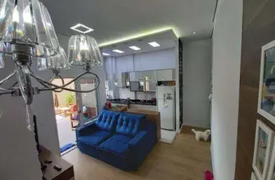 Apartamento na vila curuça ,  2  dormitórios sendo 1 suíte , ótima localização , ambientes  com  móveis planejados. cozinha completa com cooktop, coif