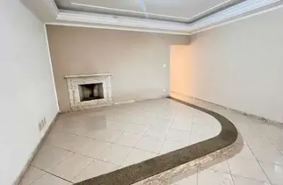 Casa com 3 dormitórios para alugar, 230 m² por R$ 4.473,00/mês - Vila Camilópolis - Santo André/SP