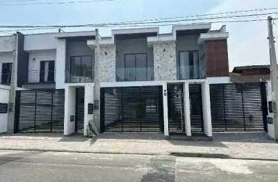 Casa com 3 quartos à venda no Saguaçu, Joinville 