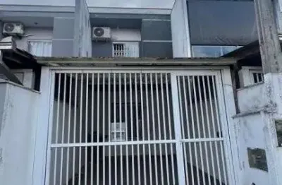 Sobrado geminado no costa e silva com 2 quartos para venda, 56 m²