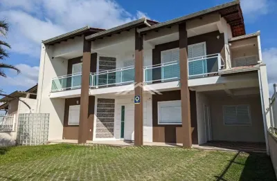 Sobrado com 5 dormitórios à venda, 258 m² por r$ 1.900.000,00 - cambijú - itapoá/sc