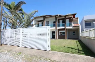 Sobrado com 5 dormitórios à venda, 258 m² por r$ 1.900.000,00 - cambijú - itapoá/sc