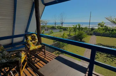 Casa de pedra á beira mar para locação por dia na praia da barra em itapoá sc