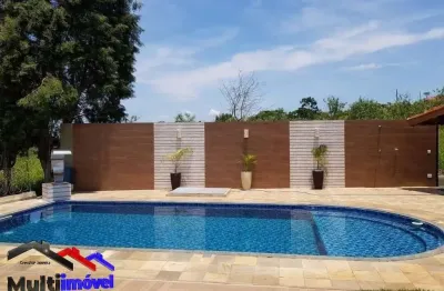 Chácara com 4 dormitórios e 5.505m² de areá de  lazer para sua família!