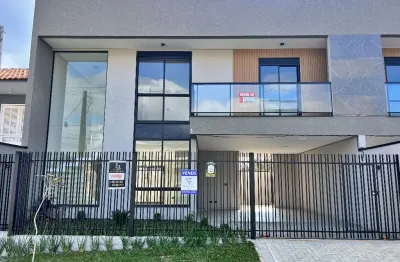 Sobrado a venda no bairro cidade jardim em são jose dos pinhais.