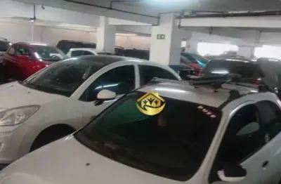 Estacionamento  coberta à venda na república argentina  por r$ 550.000 - água verde - curitiba/pr