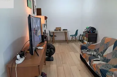 Apartamento à venda em santos-sp, vila mathias: 1 quarto, 1 sala, 1 banheiro, 1 vaga, 57m² de área. adquira já!