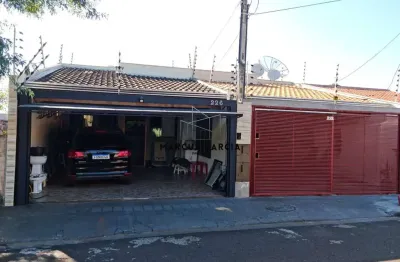 Casa com 3 quartos à venda na Rua Braga, Parque Residencial Joaquim Toledo Piza, Londrina