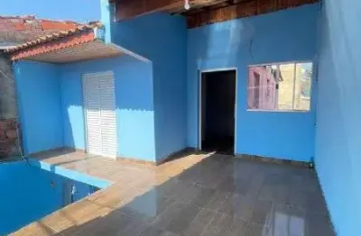 Encantadora Casa à Venda - Conforto e Praticidade em Excelente Localização!