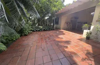 Casa com 3 dormitórios à venda, 225 m² por r$ 800.000,01 - vila matias - santos/sp